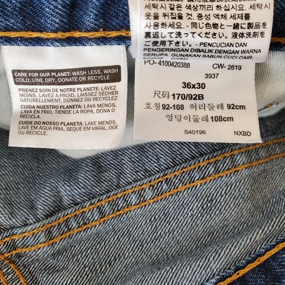 💗HP💗  Levi  Jeans - Picture 6 of 6